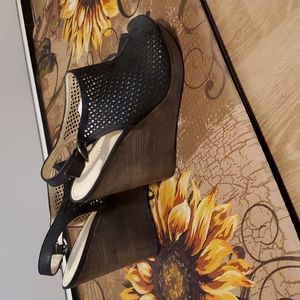 Women JAKLYN COACH wedges SIZE 9B